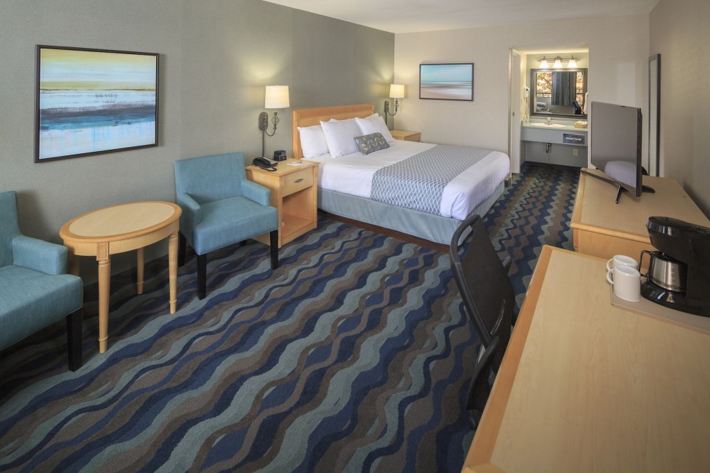 Photo from Accent Inn Vancouver Airport