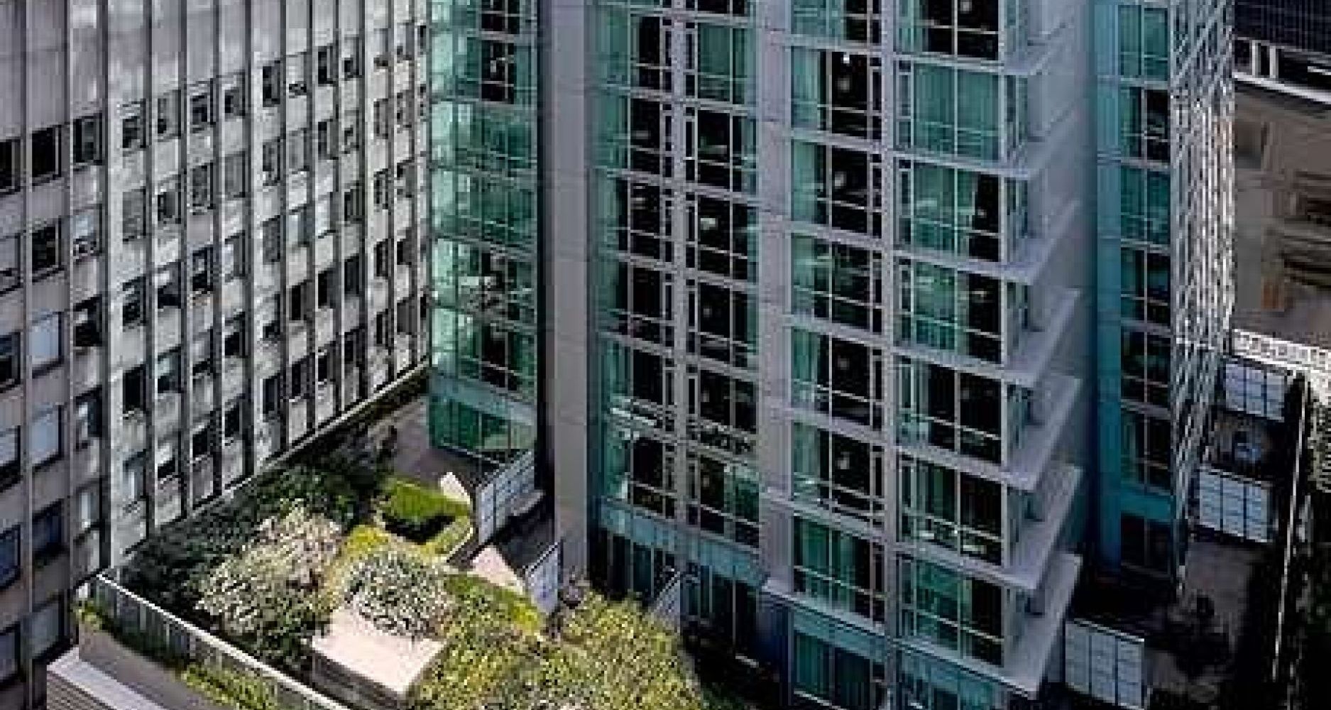Photo from Coast Coal Harbour Vancouver Hotel by APA