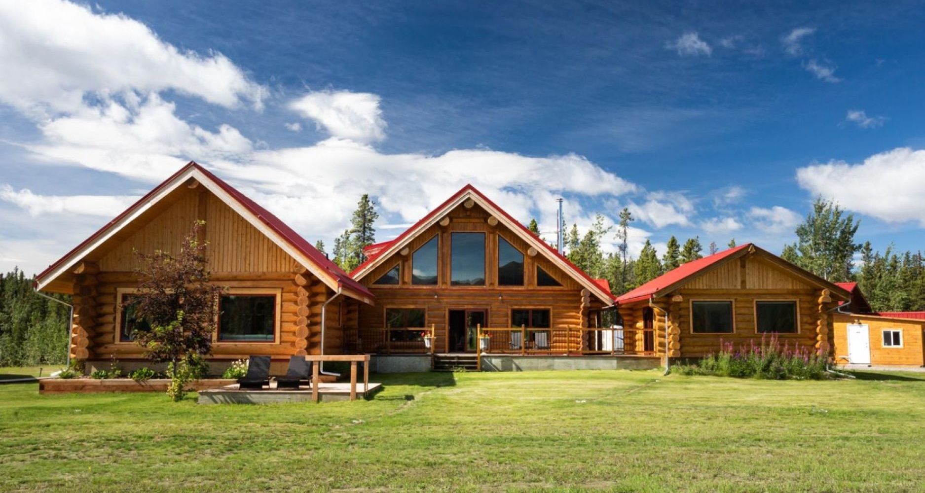 Image of Aurora Dreams: An all-inclusive Autumn Lodge Stay Getaway!