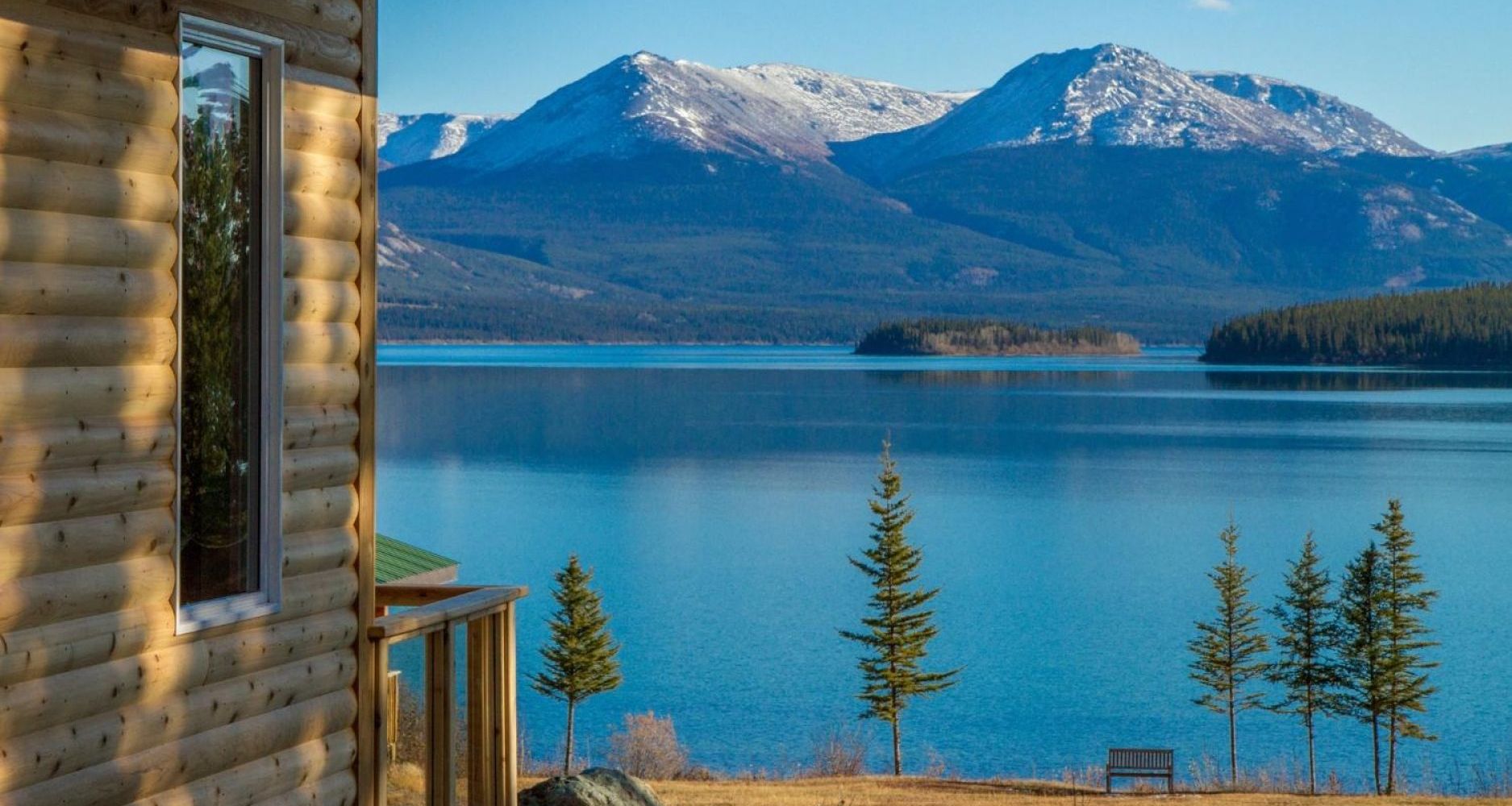 Image of Lakeside Retreat in the Land of the Midnight Sun