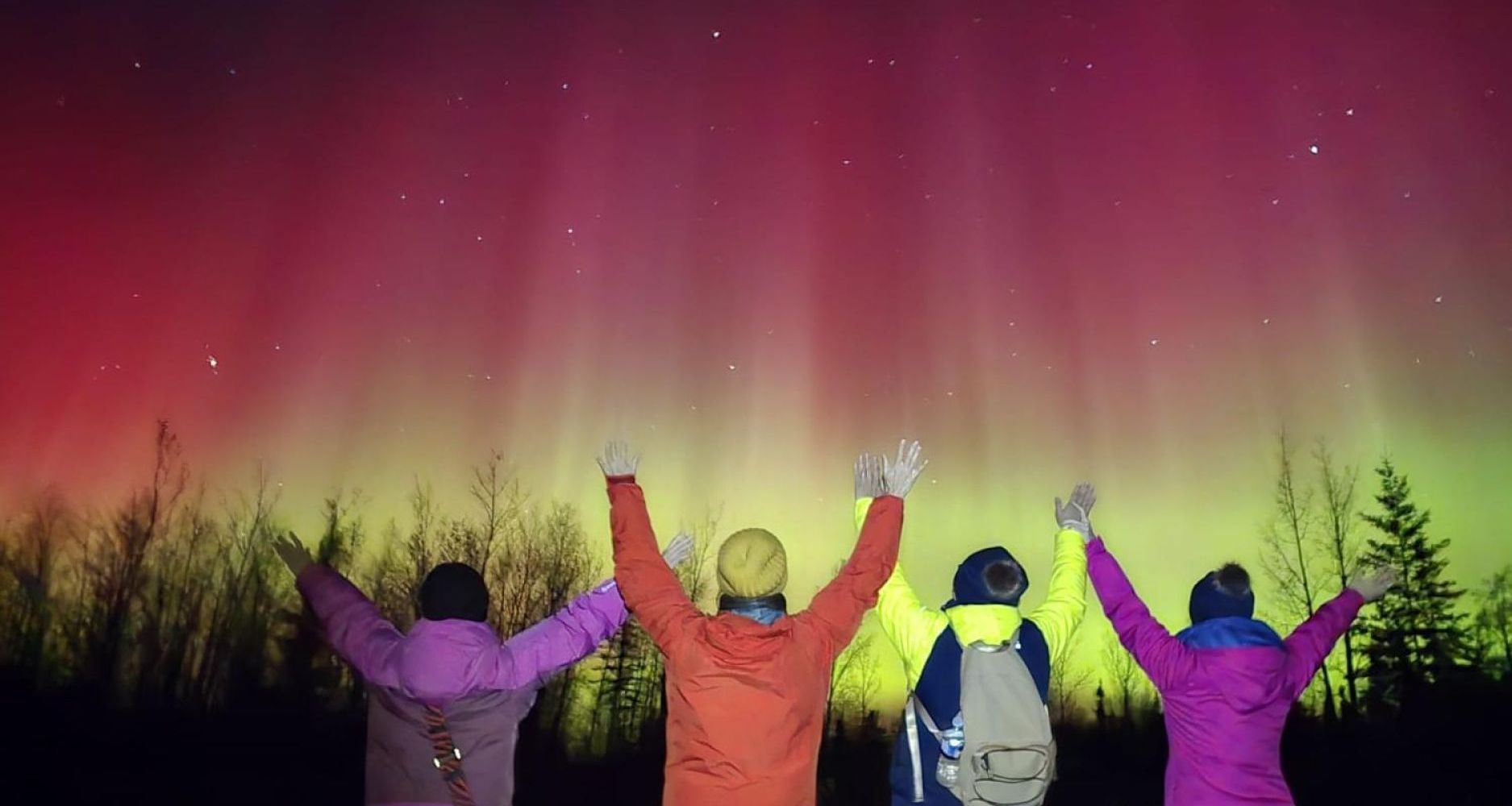 Image of Yellowknife Explorer Culture by Day, Aurora by Night Getaway!